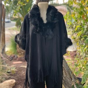 Wrap - faux fur - NEW